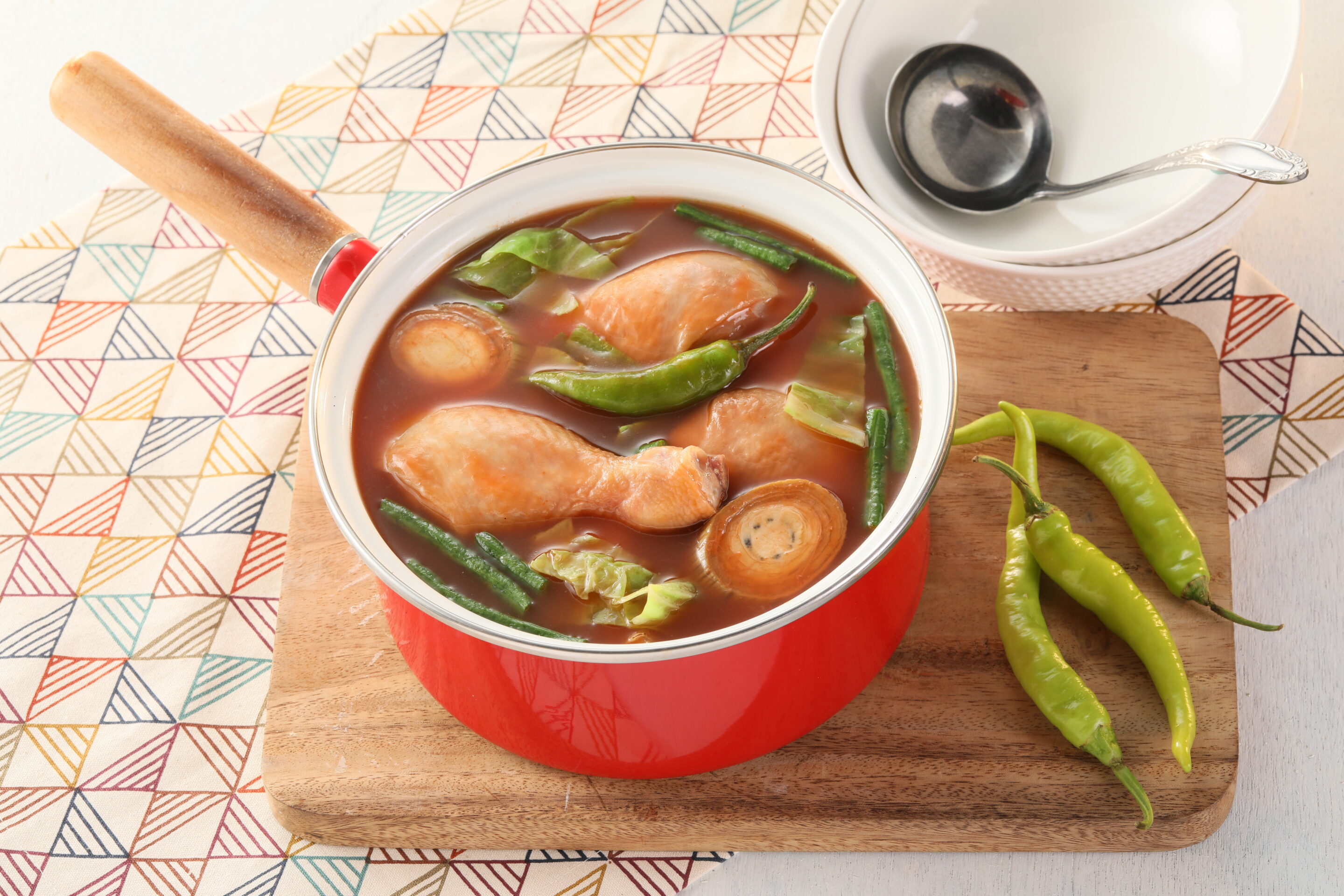 Red Sinampalukang Manok
